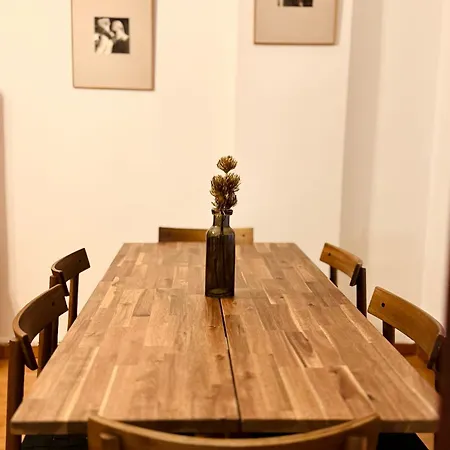 Casa Mirasierra * Fuentes De Leon