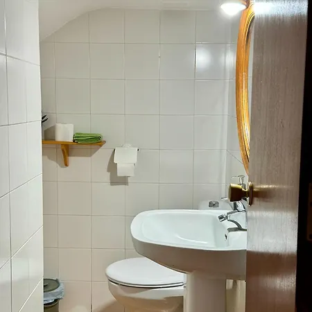 Casa Mirasierra * Fuentes De Leon